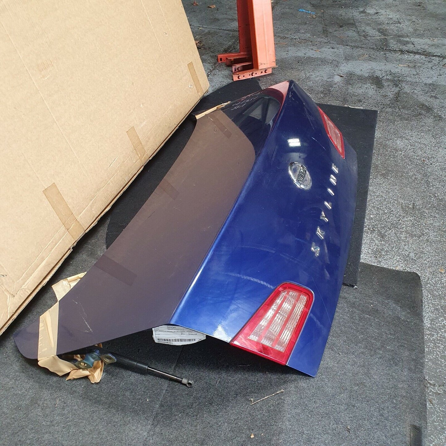 NISSAN SKYLINE V35 SEDAN BOOTLID DARK BLUE