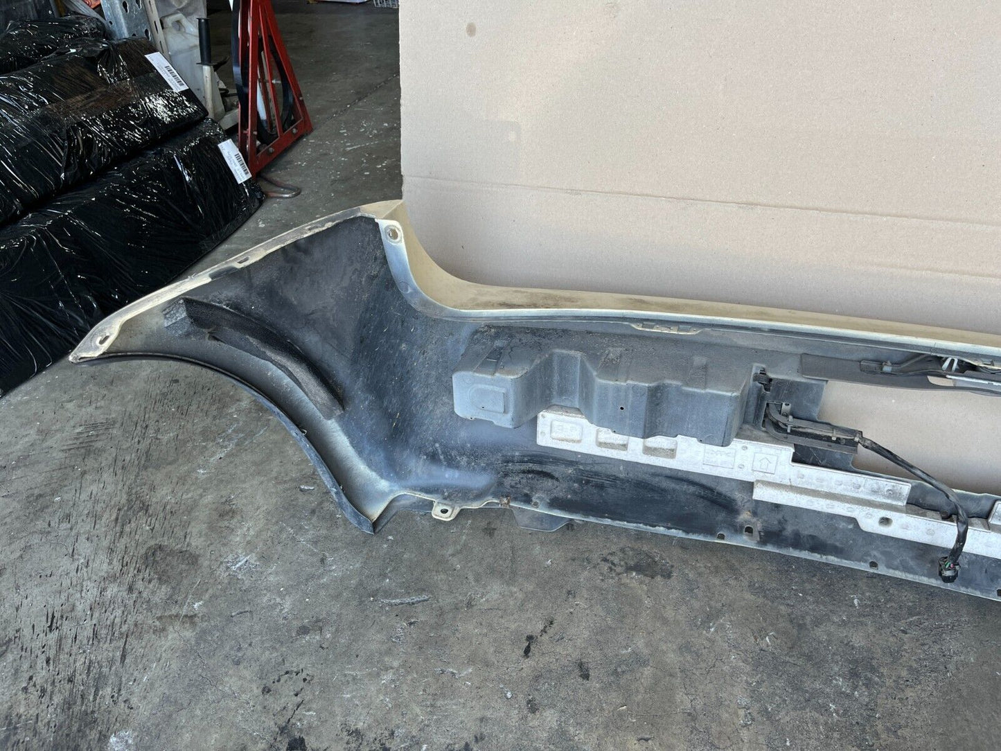 NISSAN CUBE Z11 REAR BUMPER