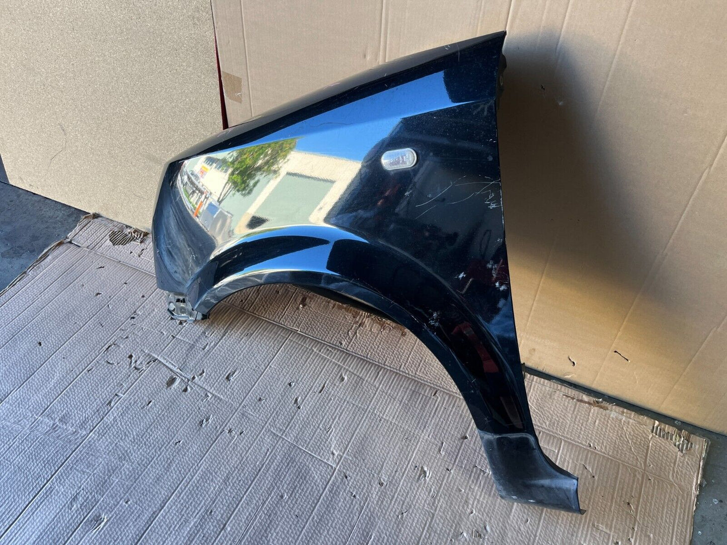 NISSAN CUBE Z11 FRONT LEFT GUARD