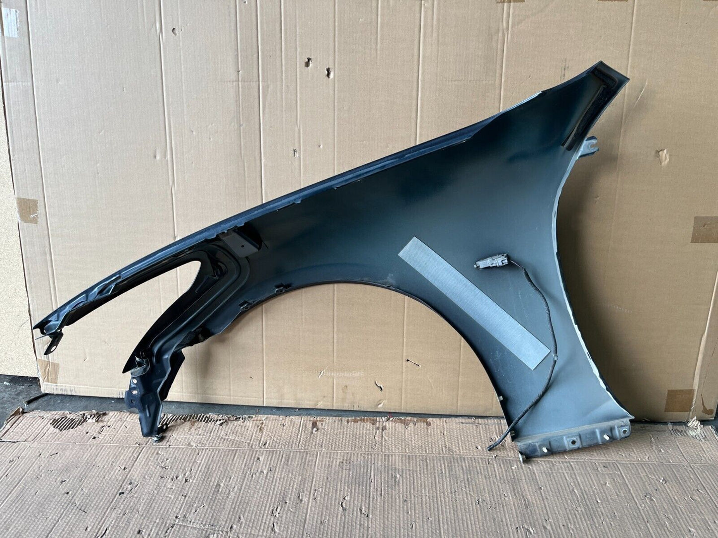 NISSAN SKYLINE V36 FRONT RIGHT GUARD