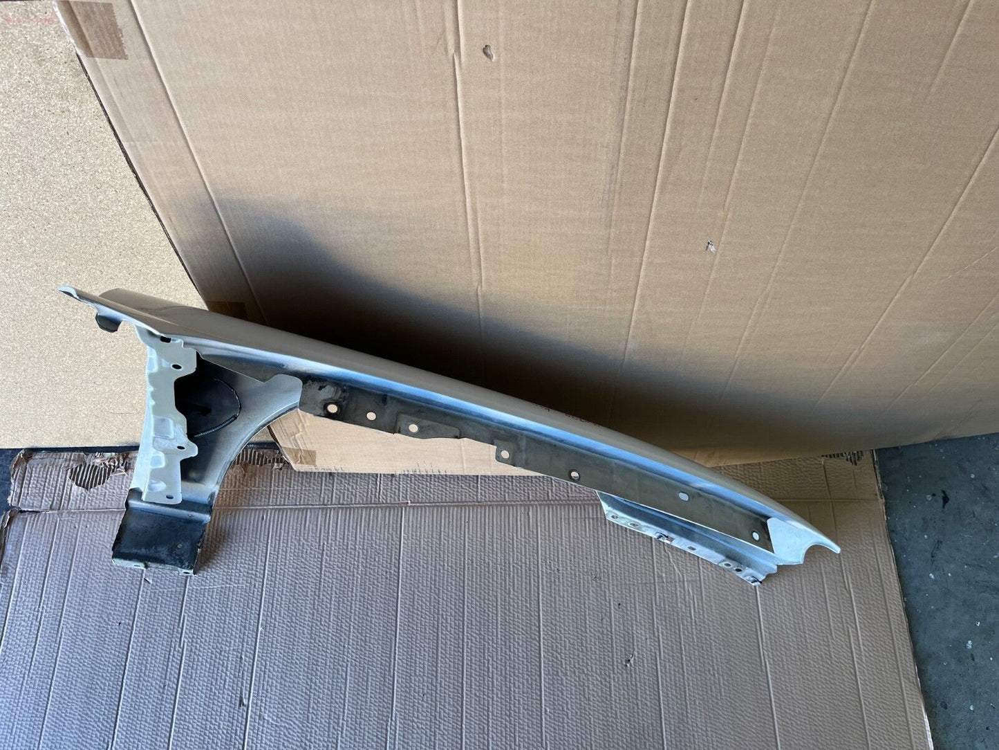 JAGUAR X-TYPE X400 FRONT LEFT GUARD 02-08