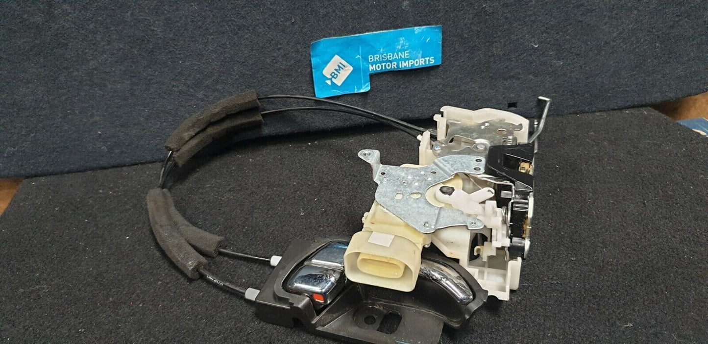 HOLDEN COLORADO RIGHT FRONT DOOR LOCK MECH & INNER CHROME HANDLE- 2012-16