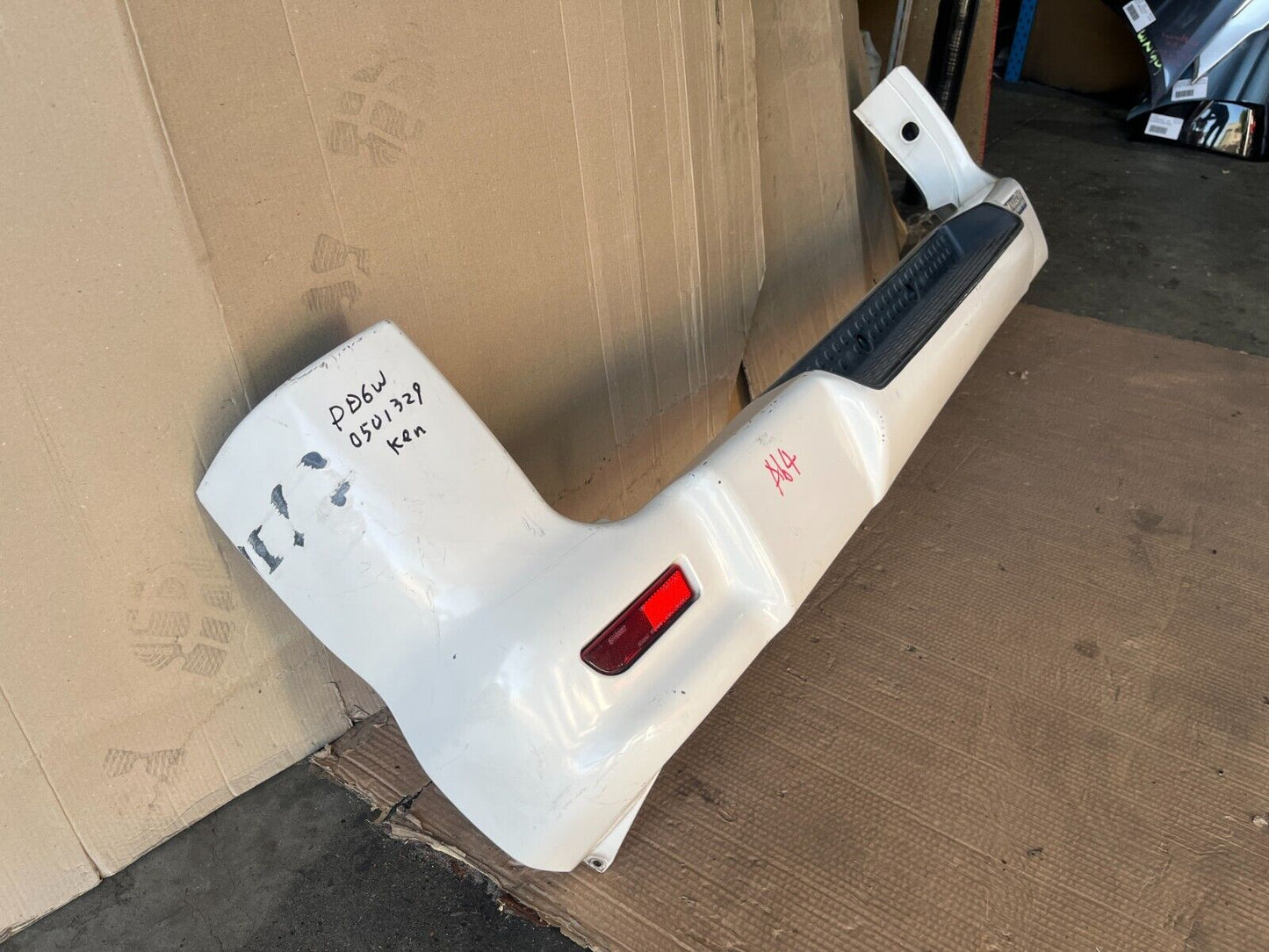 MITSUBISHI DELICA PD6W REAR BUMPER