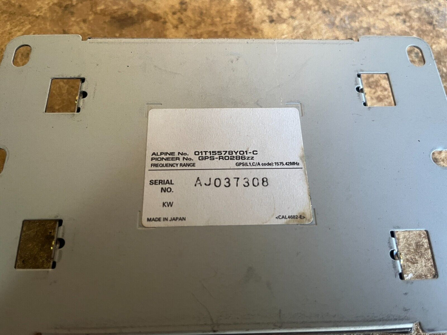 BMW SERIES 7 GPS RECEVER UNIT E65/E66 02/02-12/08
