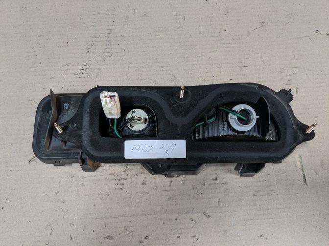 2006 NISSAN ELGRAND E51 SERIES 2 LEFT TAIL LIGHT 12/04-12/10