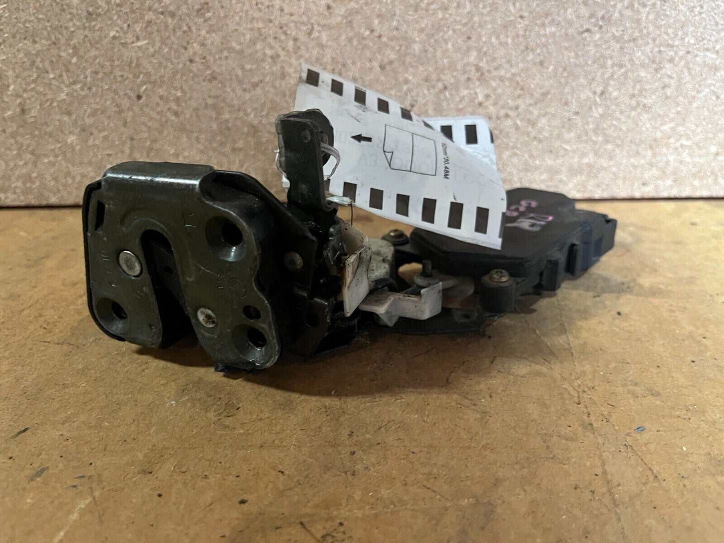 SUBARU GC8 V3 REAR RIGHT DOOR LOCK ACTURATOR
