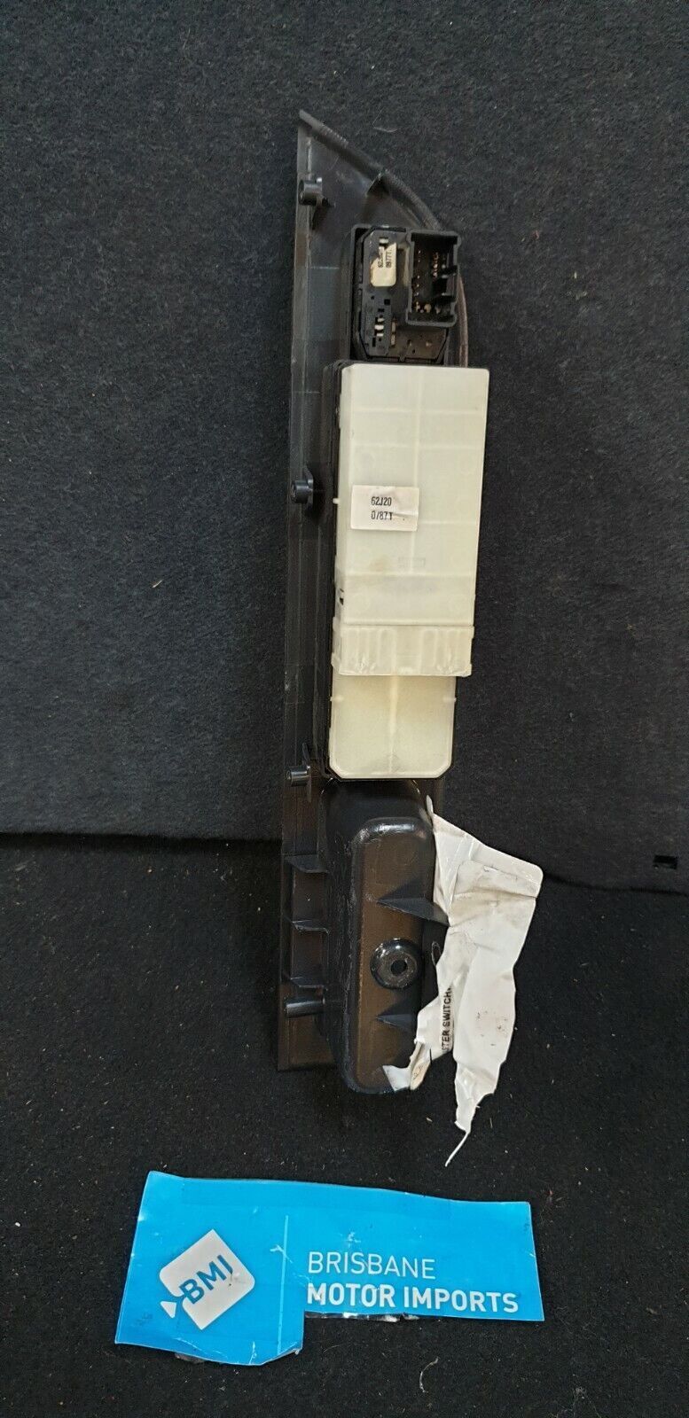 SUZUKI SWIFT 415 SERIES MASTER WINDOW SWITCH WITH PLATE 2004-11