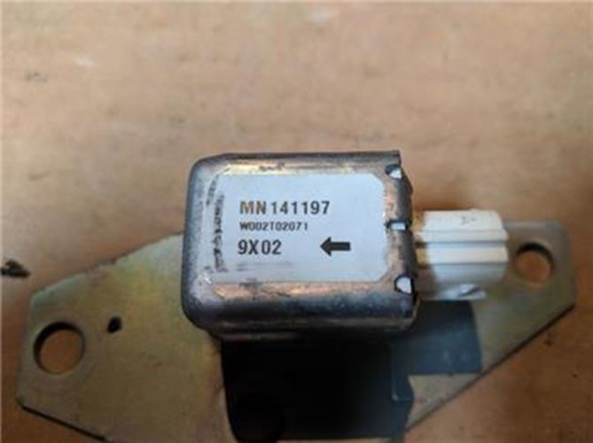 2009 MITSUBSHI COLT RG FRONT LEFT AIRBAG SENSOR 01/02-06/10