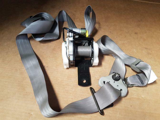 2000 NISSAN ELGRAND E50 FRONT RIGHT SRS SEATBELT 05/97-05/02