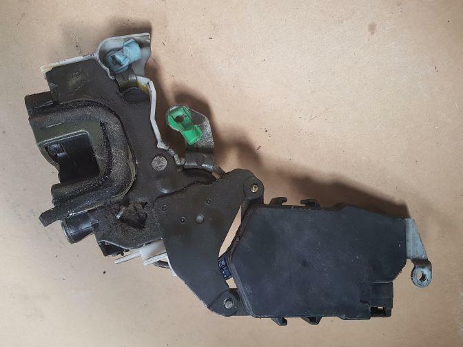 SUBARU IMPREZA STI GC8 V4 REAR LEFT DOOR LOCK ACTUATOR 1996-2000