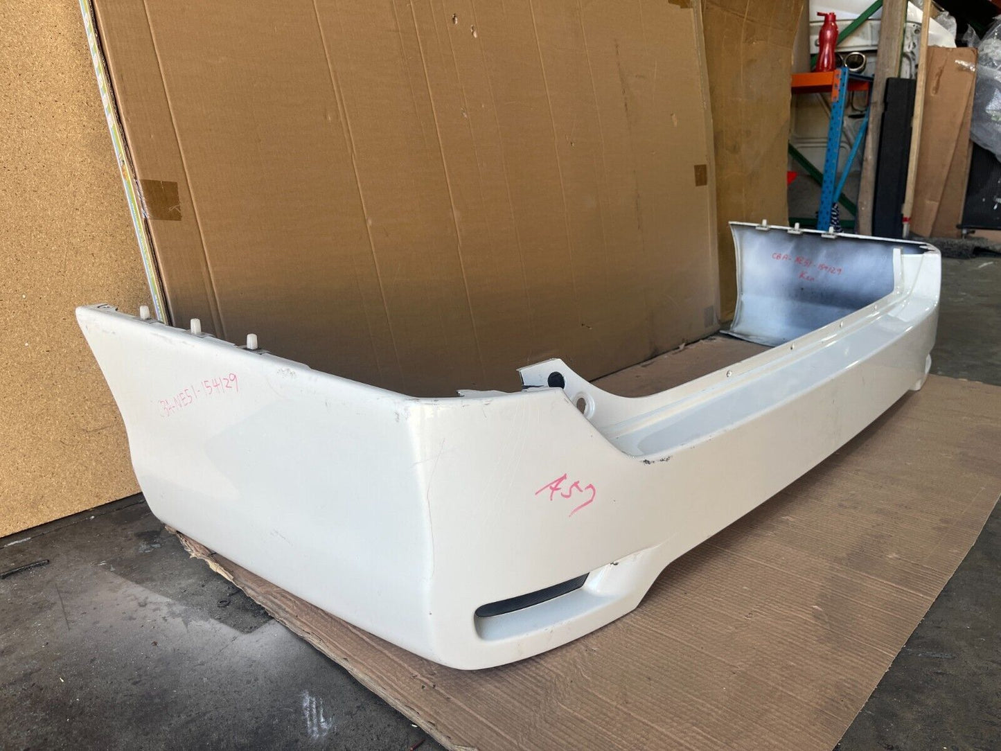 NISSAN ELGRAND E51 REAR BUMPER