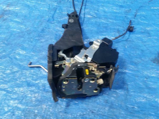 2005 TOYOTA RAV 4 REAR LEFT DOOR LOCK ACTUATOR