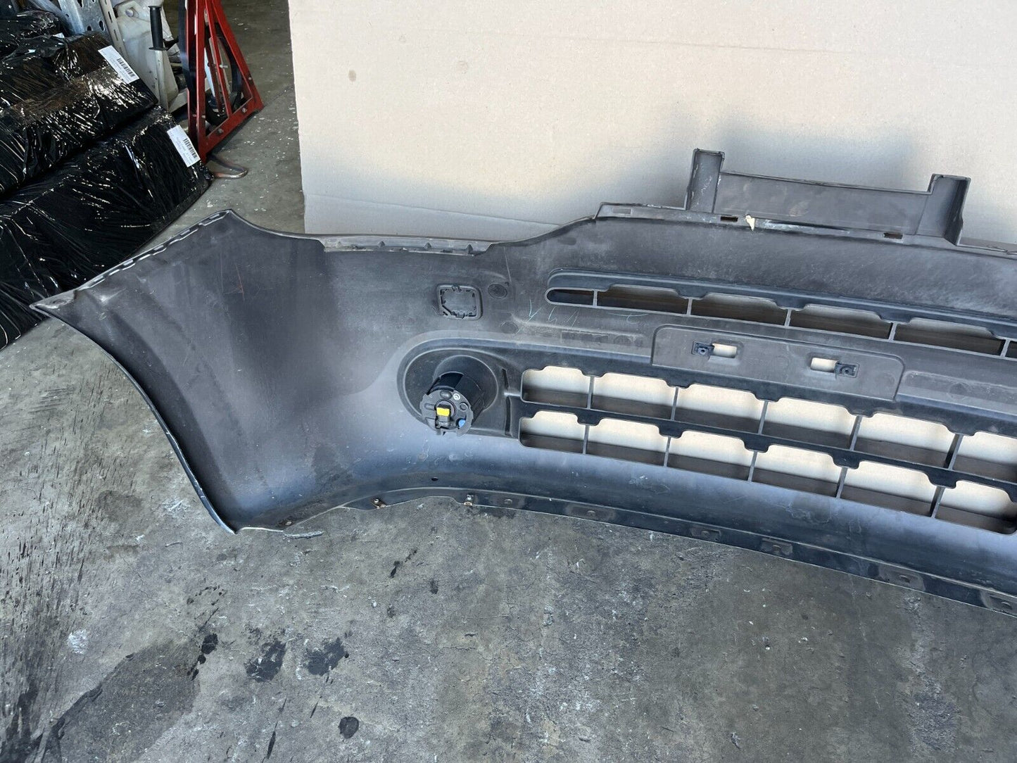 NISSAN CUBE Z12 FRONT BUMPER