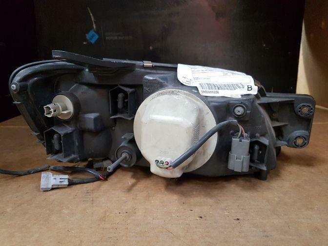 1999 SUBARU LIBERTY 3RD GEN LEFT HEADLIGHT 11/98-06/01