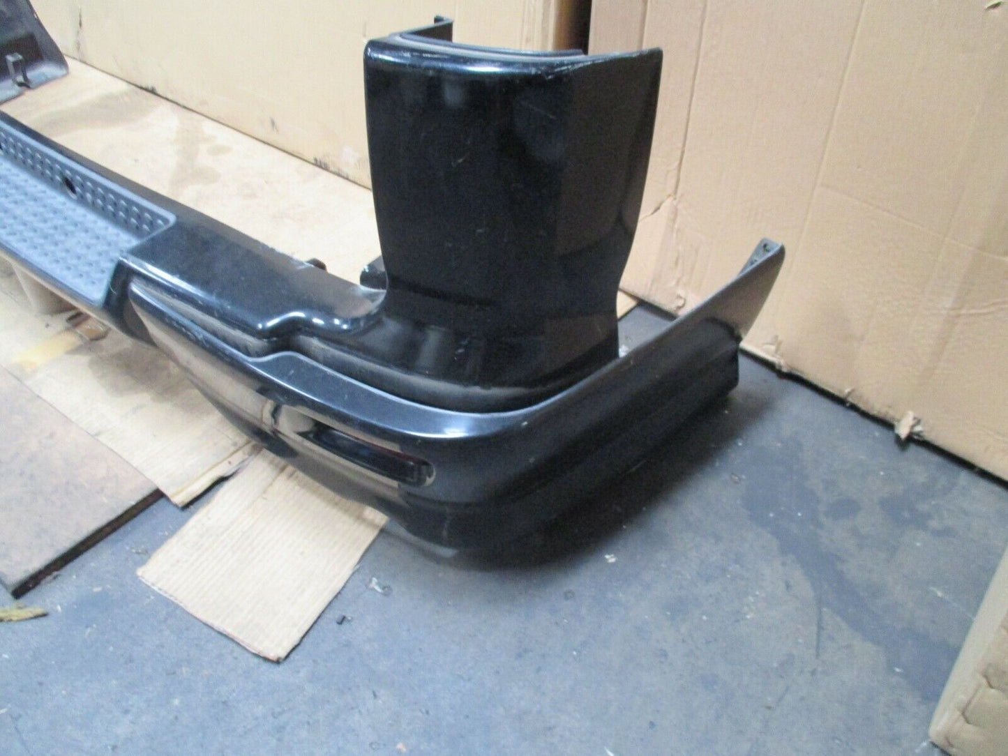 MITSUBISHI DELICA PA4W REAR BUMPER WITH STEP AND BRACKETS
