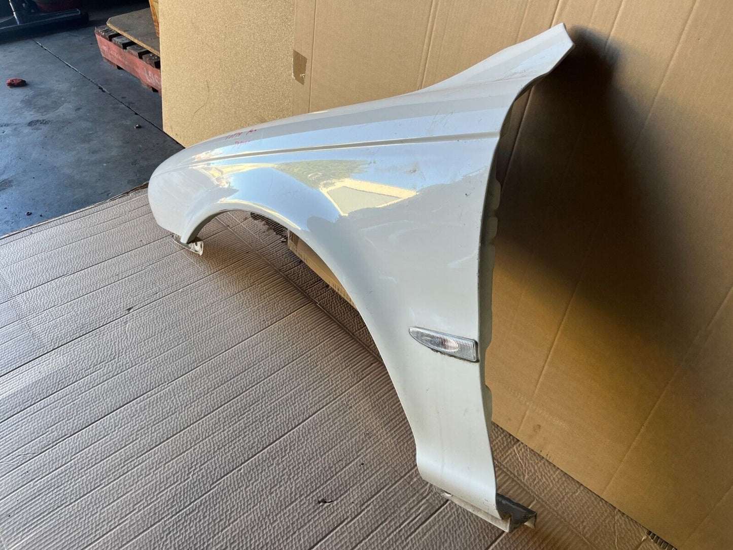 JAGUAR X-TYPE X400 FRONT LEFT GUARD 02-08