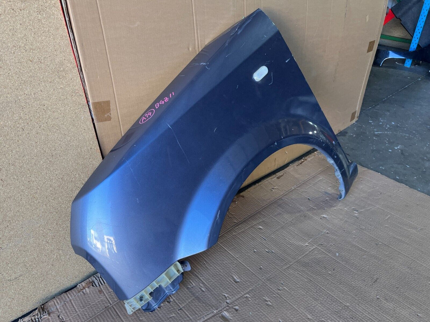 NISSAN CUBE Z11 FRONT LEFT GUARD