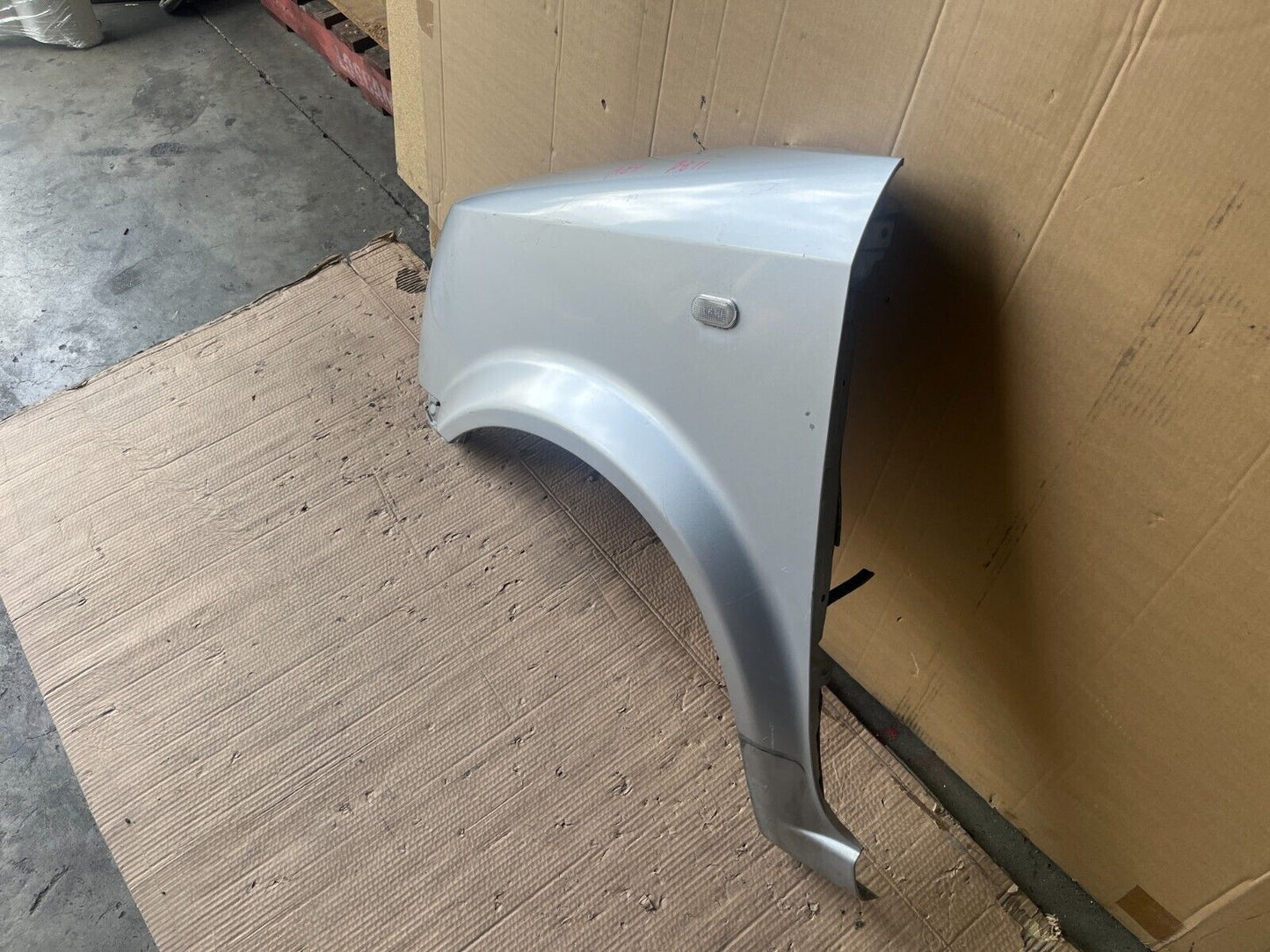 NISSAN CUBE Z11 FRONT LEFT GUARD