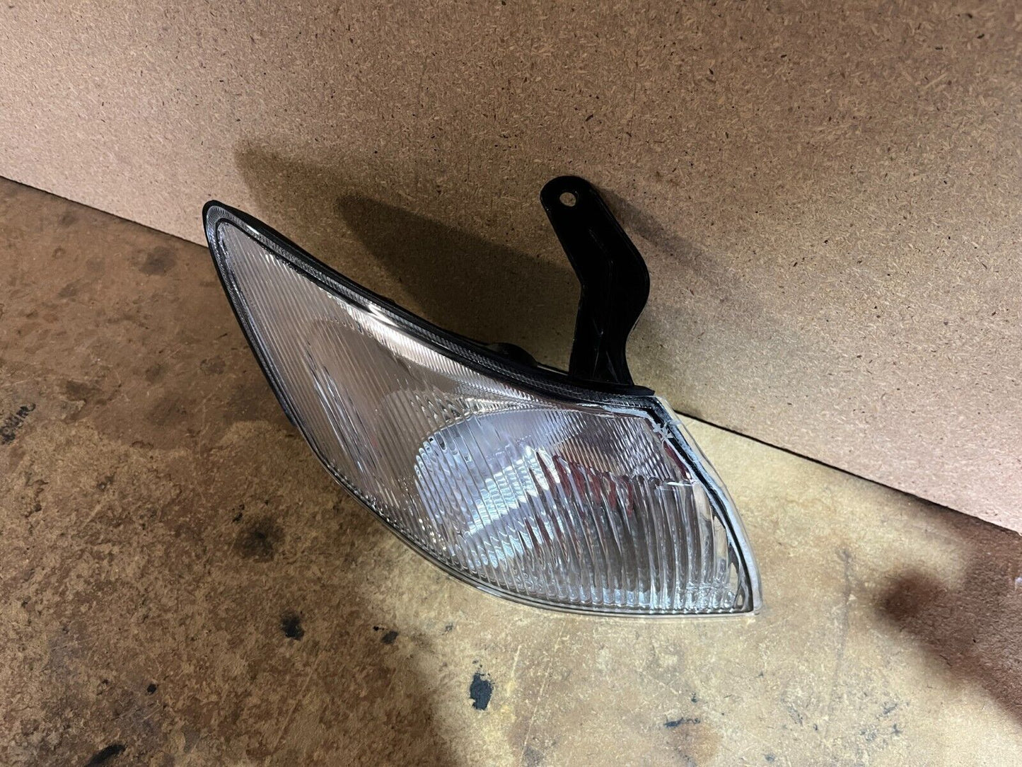 TOYOTA CAMRY DV20 FRH CORNER INDICATOR 2000-02