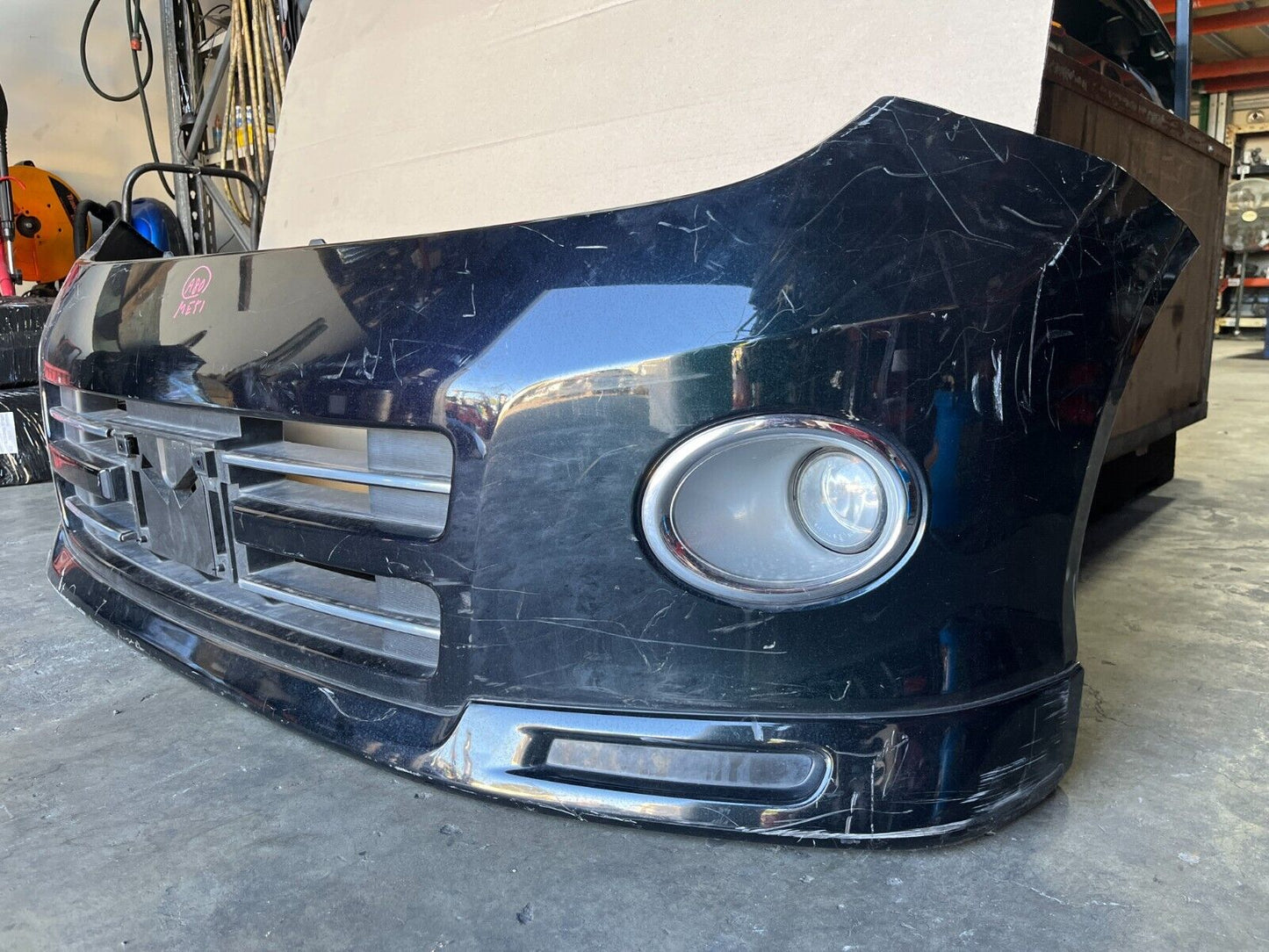 NISSAN ELGRAND E51 SERIES 2 FRONT BUMPER WITH LIP 04-2010