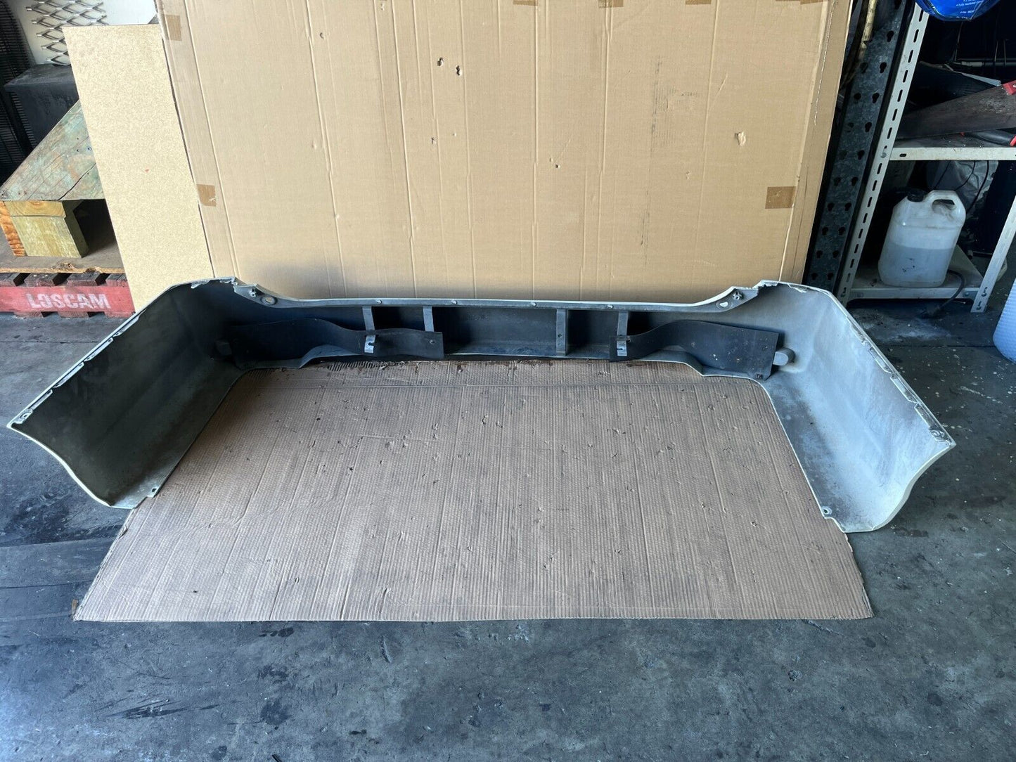 NISSAN ELGRAND E51 REAR BUMPER