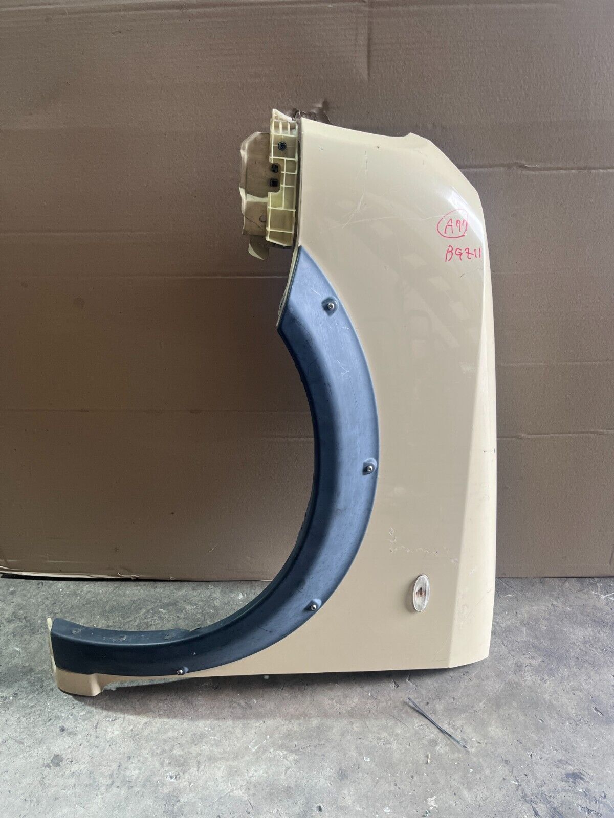 NISSAN CUBE BGZ11 FRONT RH GUARD JAPAN IMPORT