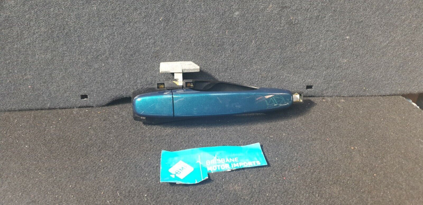 HOLDEN COMMODORE RIGHT REAR OUTER DOOR HANDLE VE MODEL 2006-13 -- BLUE
