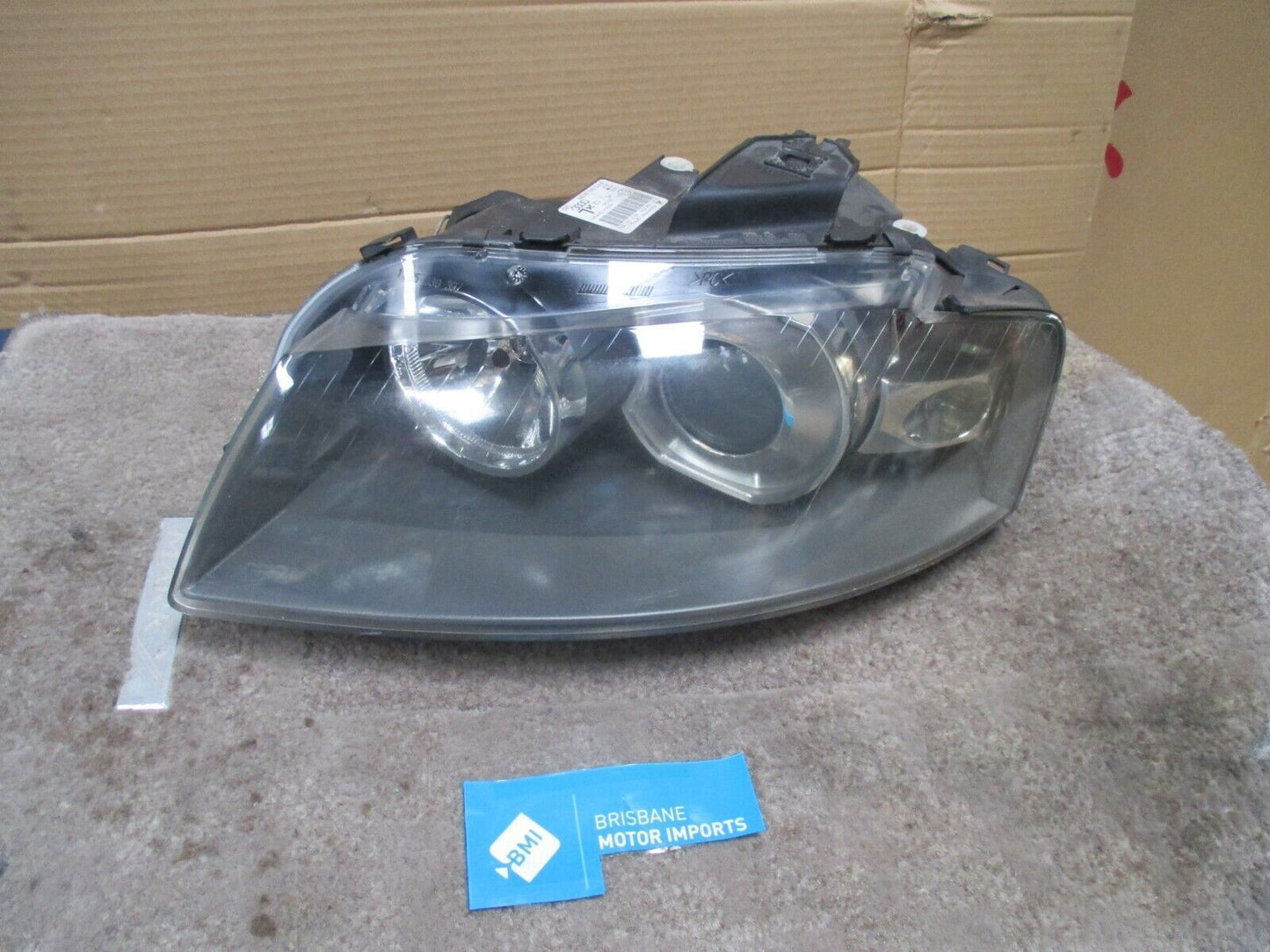 AUDI A3 8P 2004 LEFTHAND HID HEADLIGHT