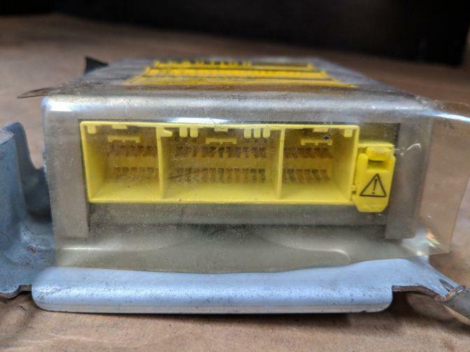 2004 SUBARU IMPREZA GDB WRX SRS ECU FFJ0C32533Y 11/02-06/05
