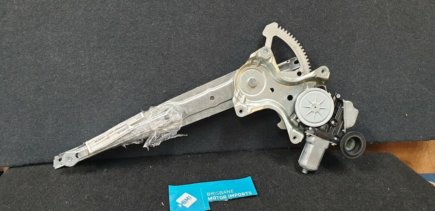 2007 TOYOTA COROLLA RIGHT FRONT WINDOW REG/MOTOR - ZRE182R HATCH - 2014 ON