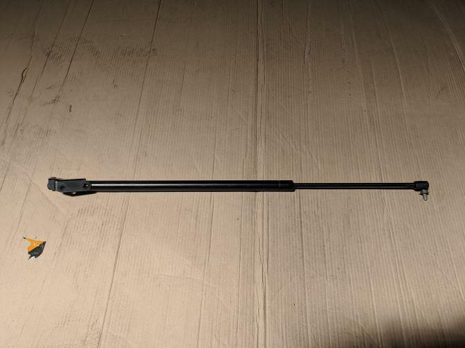 2006 NISSAN ELGRAND E51 RIGHT TAILGATE STRUT 05/02-12/10
