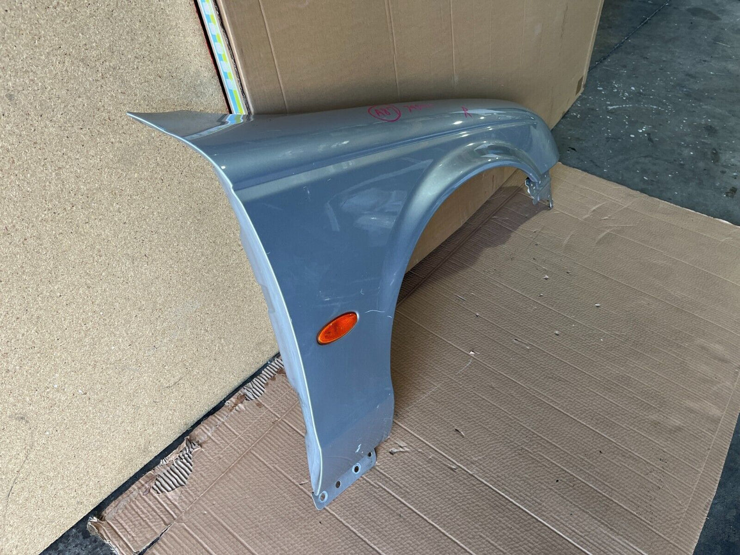 JAGUAR S-TYPE X200 FRONT RIGHT GUARD 00-08