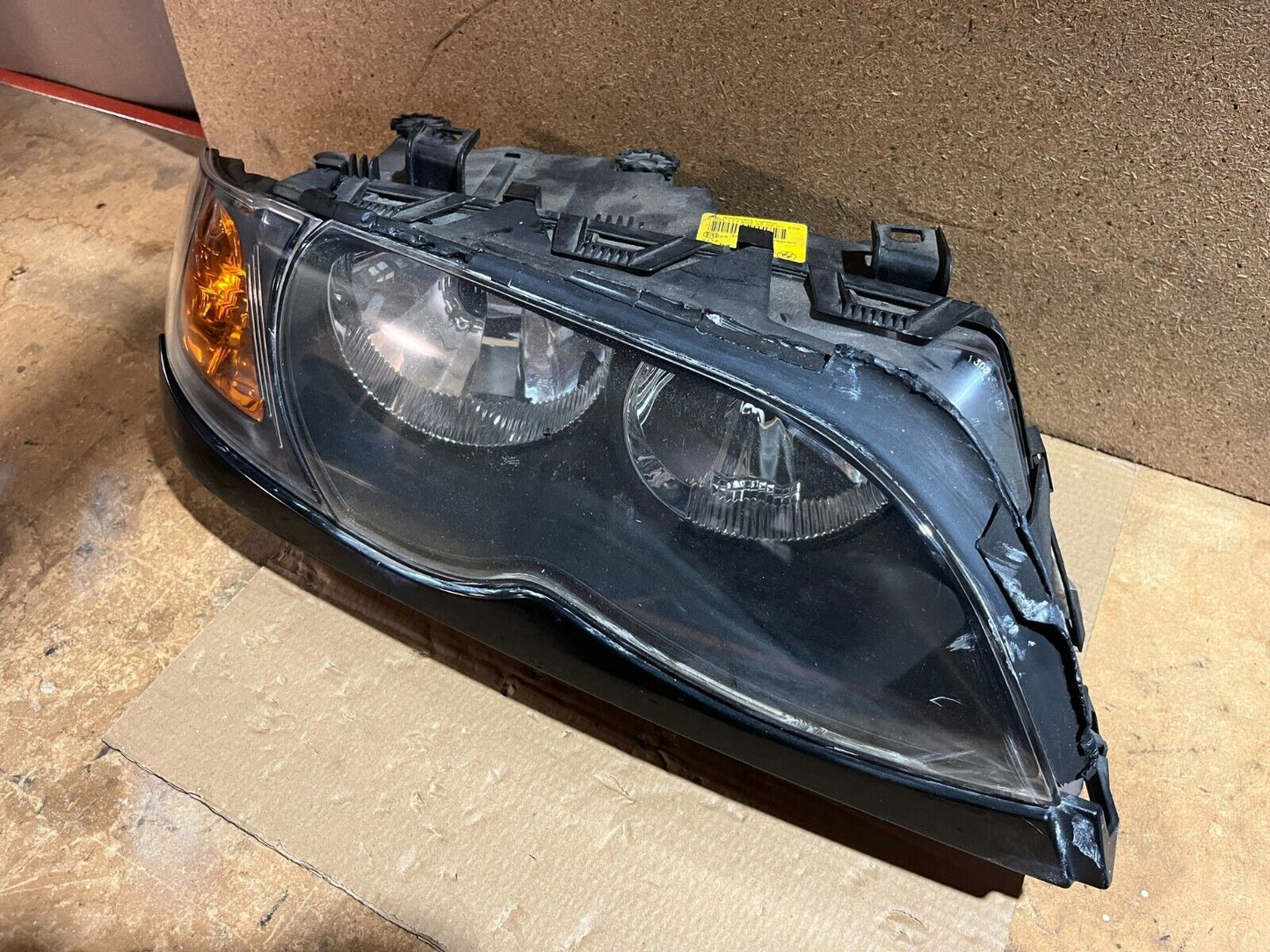 BMW E46 3 SERIES RH HEADLIGHT 02-04
