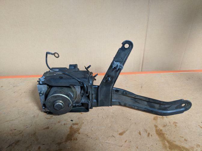 1998 NISSAN STAGEA C34 ABS PUMP 1996-01