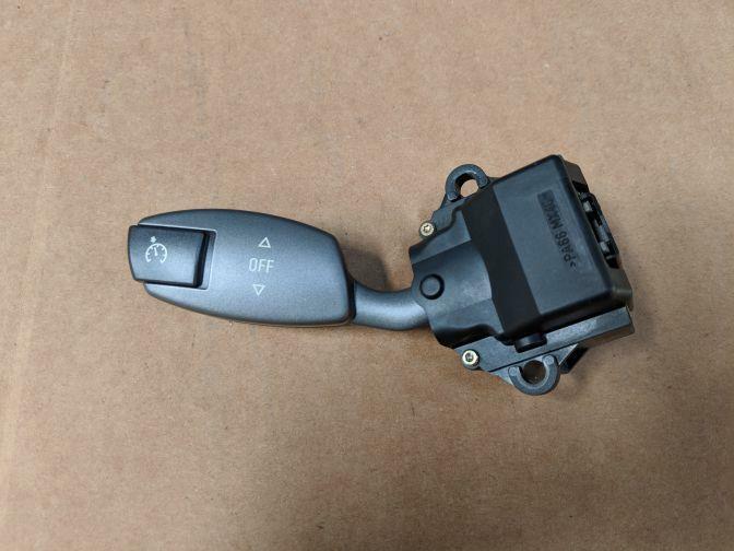 2002 BMW E65 745I CRUISE CONTROL SWITCH 6911521