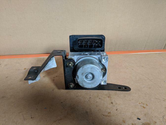 2002 MITSUBISHI LANCER EVOLUTION 7 CT9A ABS PUMP 03/01-01/03