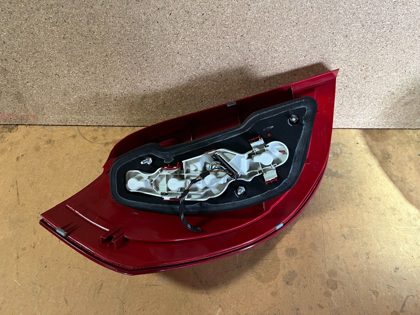 A CLASS W169 HATCH RH TAILLIGHT