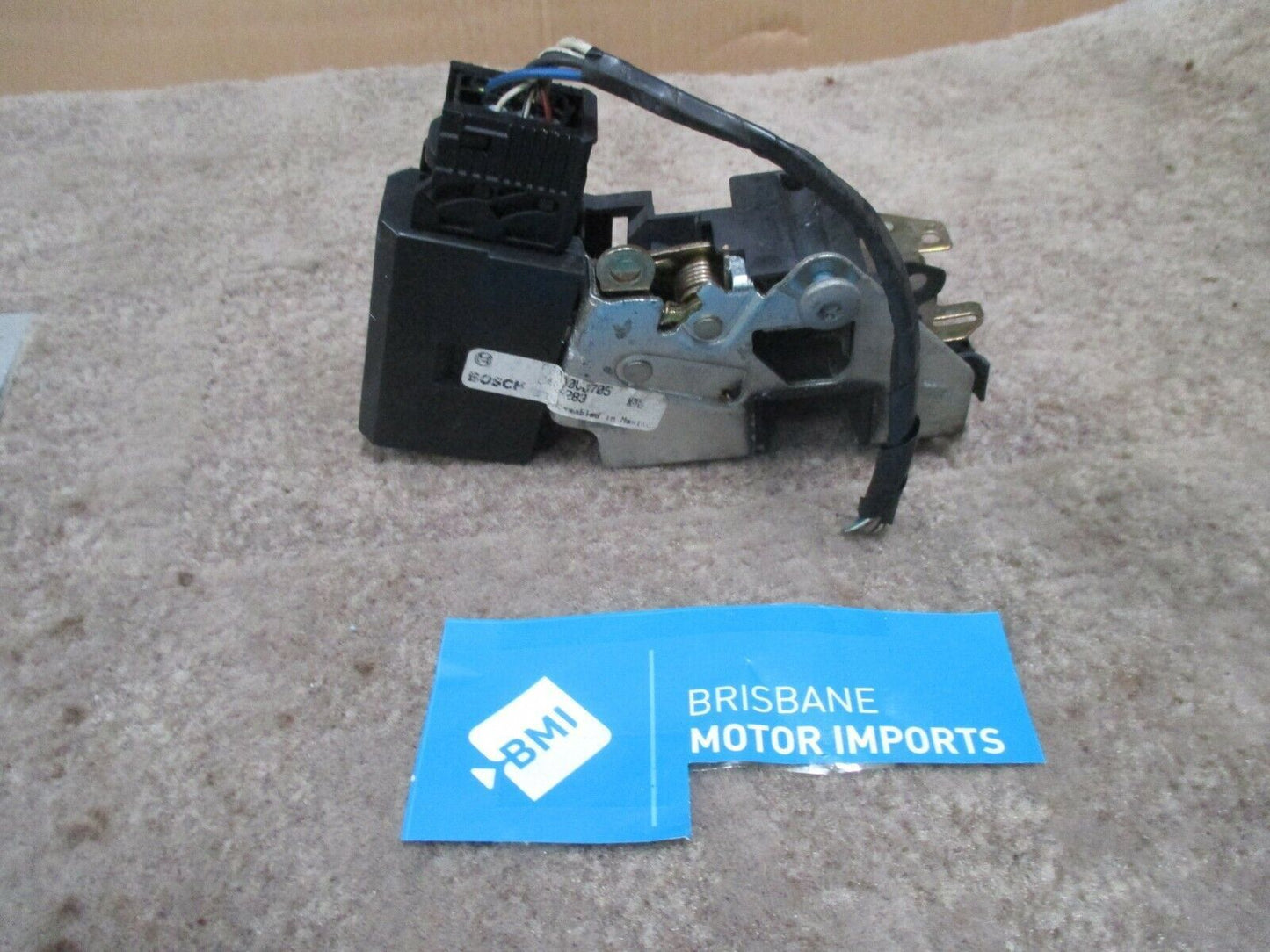 BMW Z3 LEFTHAND DOOR LOCK MECHANISM YY2000 2.0L M SPEC