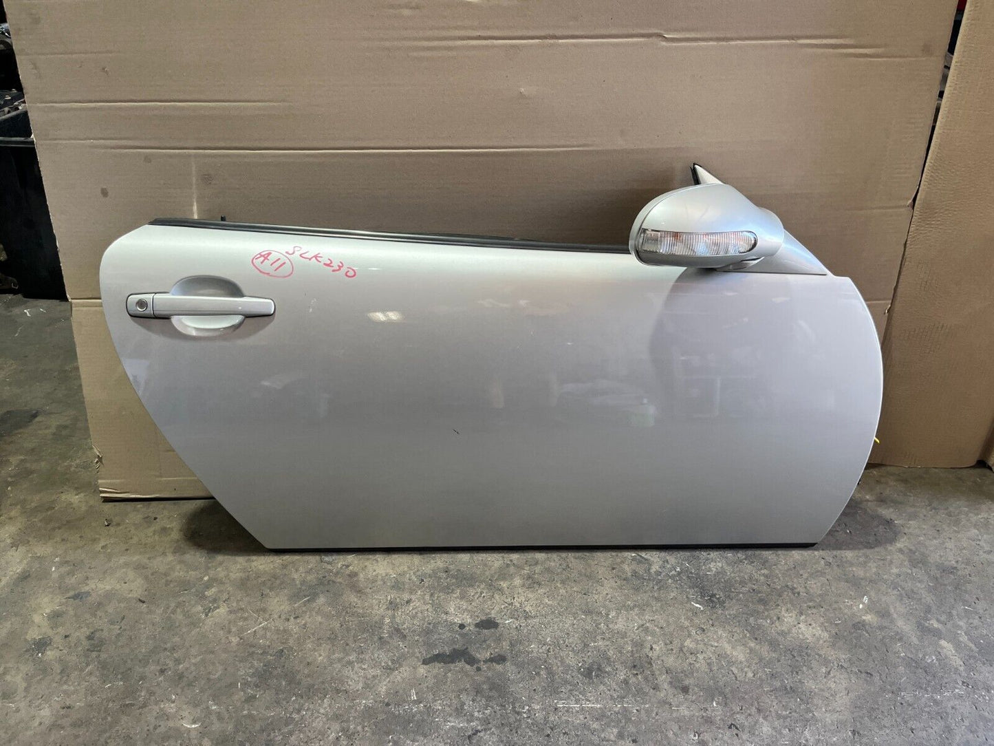 MERCEDES BENZ SLK 230 KOMPRESSOR RH DOOR 20-04