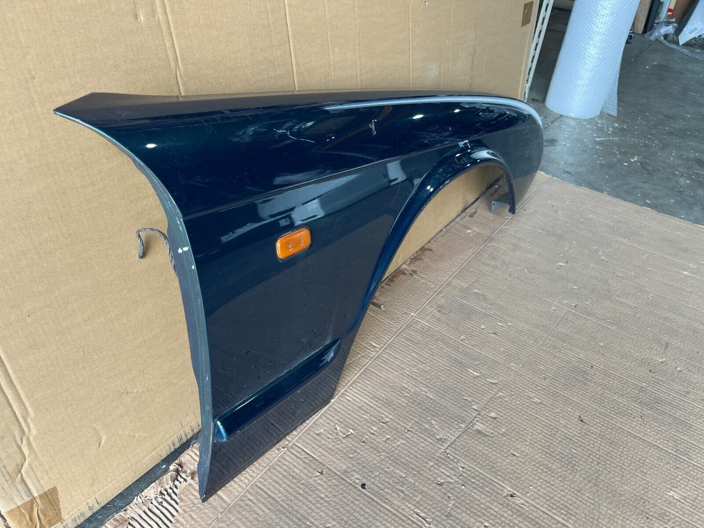JAGUAR XJ8 FRONT RIGHT GUARD