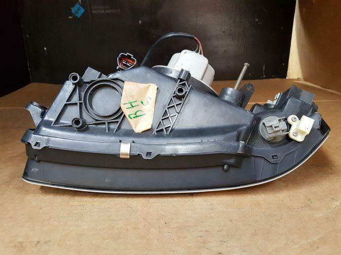 1999 SUBARU LIBERTY 3RD GEN RIGHT HEADLIGHT 11/98-06/01
