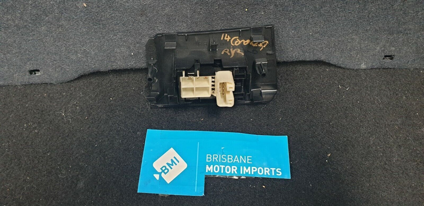 TOYOTA COROLLA POWER WINDOW SWITCH (NON MASTER) ZRE182R HATCH 2012+