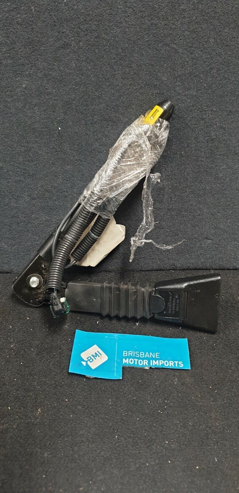 HOLDEN BARINA XC LEFT FRONT SEAT BELT STALK (3DOOR HATCH SXI/SRI 2001-05)