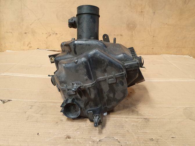 2004 NISSAN STAGEA M35 VQ35DE AIRBOX 2001-2007 WITH AIR FLOW METRE