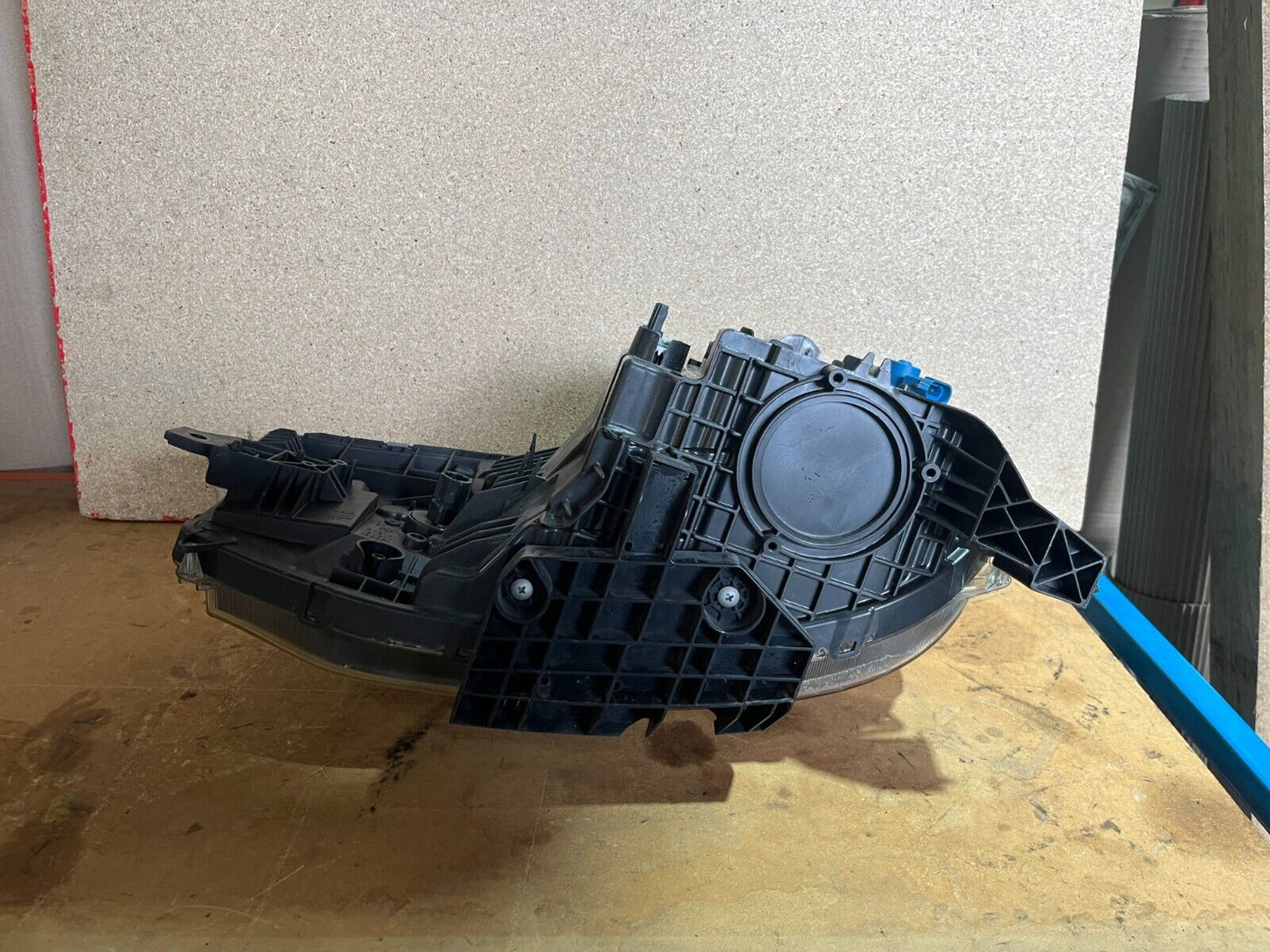 NISSAN CUBE Z12 RIGHT HAND HEADLIGHT 11/08-