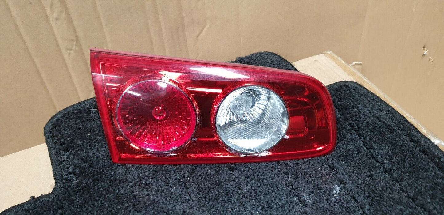 MAZDA 2 LEFTHAND TAILGATE GARNISH LIGHT - DY2 2005-2007