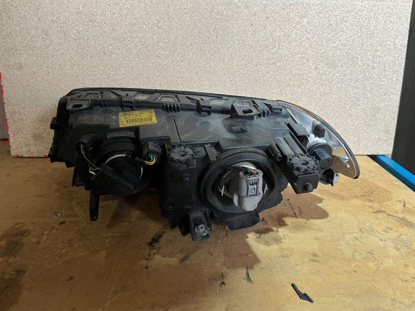 BMW E46 SERIES 3 RH HEADLIGHT 98-00