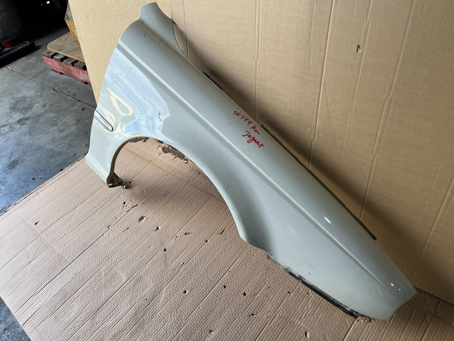 JAGUAR X-TYPE X400 FRONT RIGHT GUARD 02-08