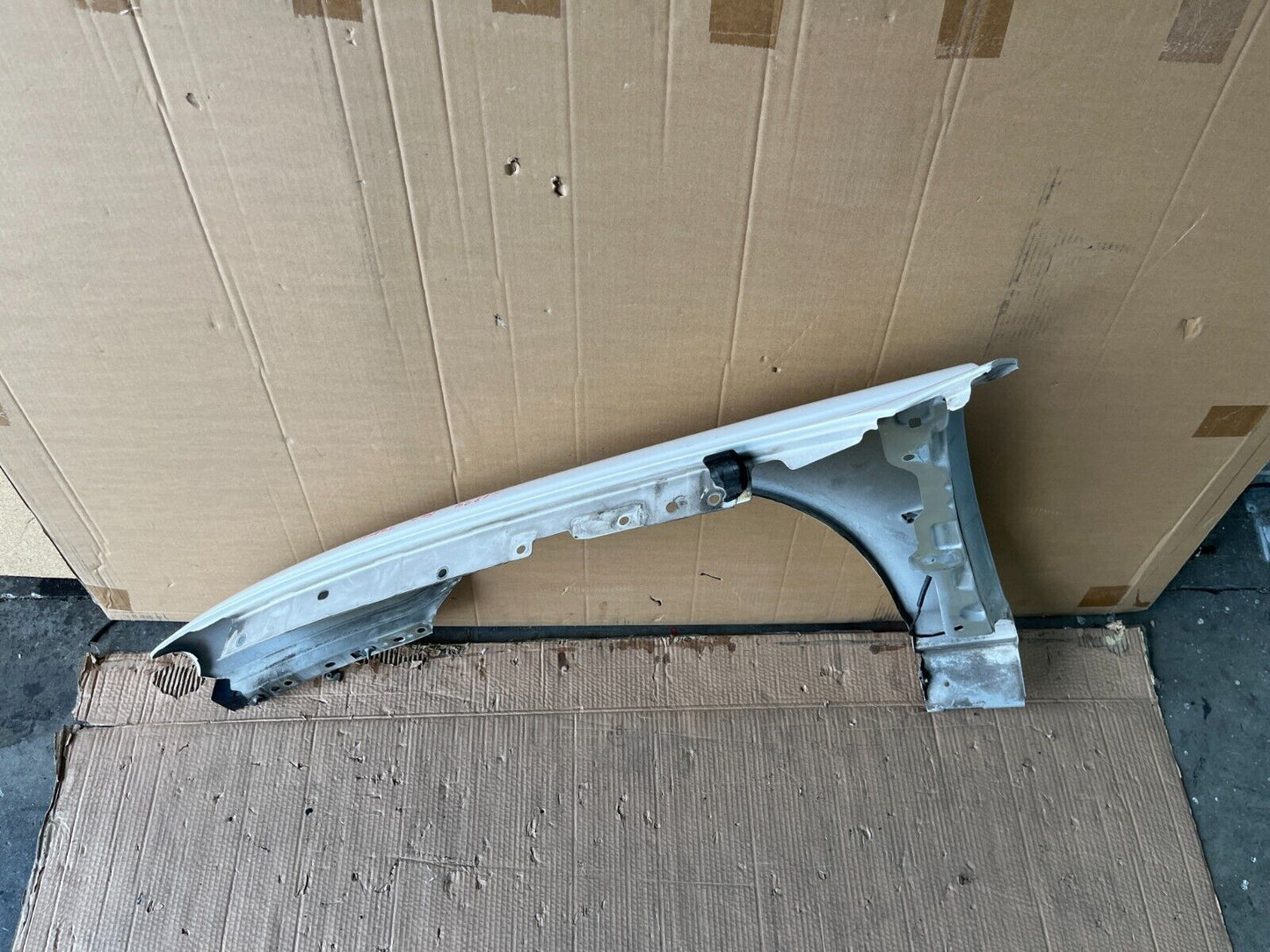 JAGUAR X-TYPE X400 FRONT RIGHT GUARD 02-08
