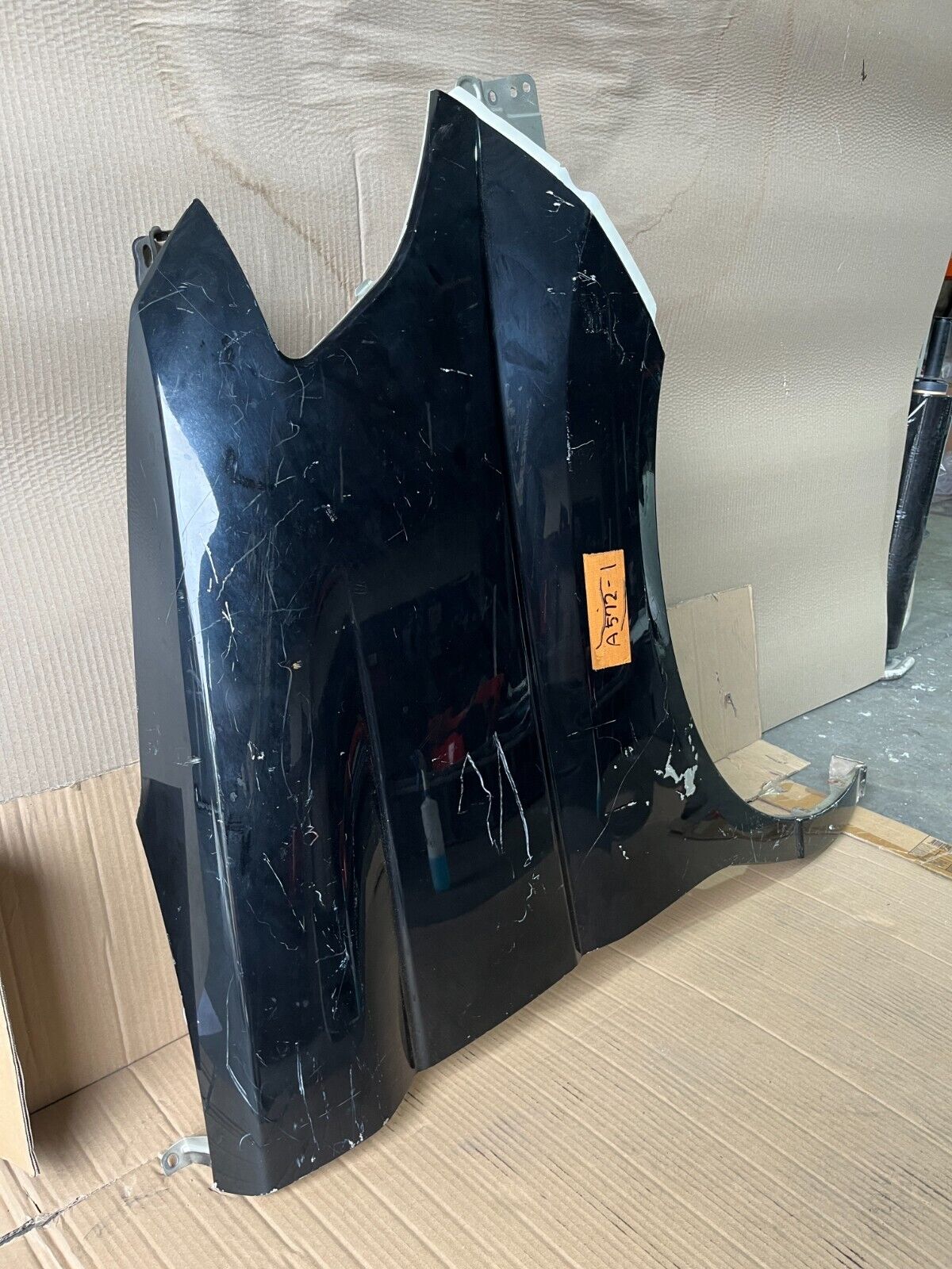 NISSAN ELGRAND E51 FRONT RIGHT GUARD 02-10